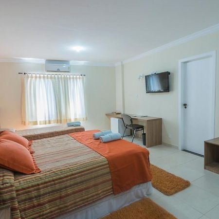 Monte Serrat Hotel Сантос Екстериор снимка