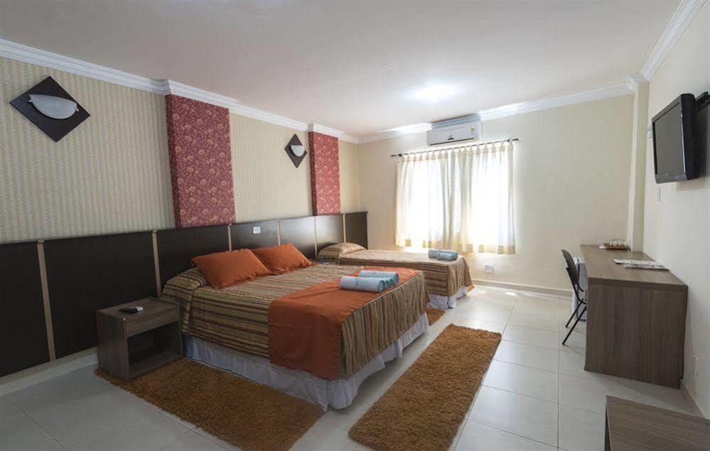 Monte Serrat Hotel Сантос Екстериор снимка